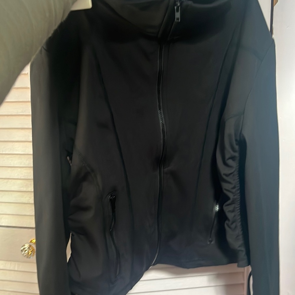 Black active work out sweater